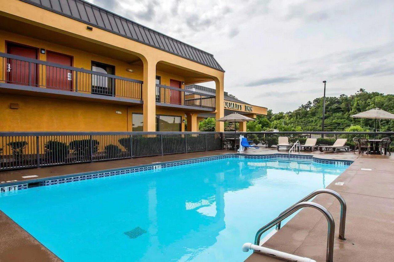 Quality Inn Airport - Southeast Irondale Екстериор снимка