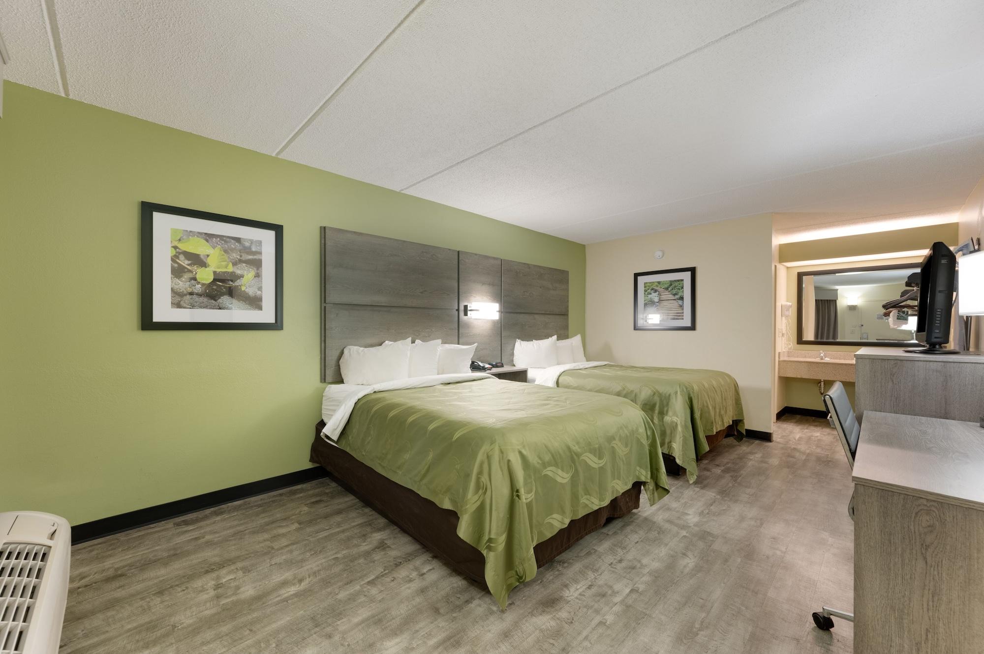 Quality Inn Airport - Southeast Irondale Екстериор снимка