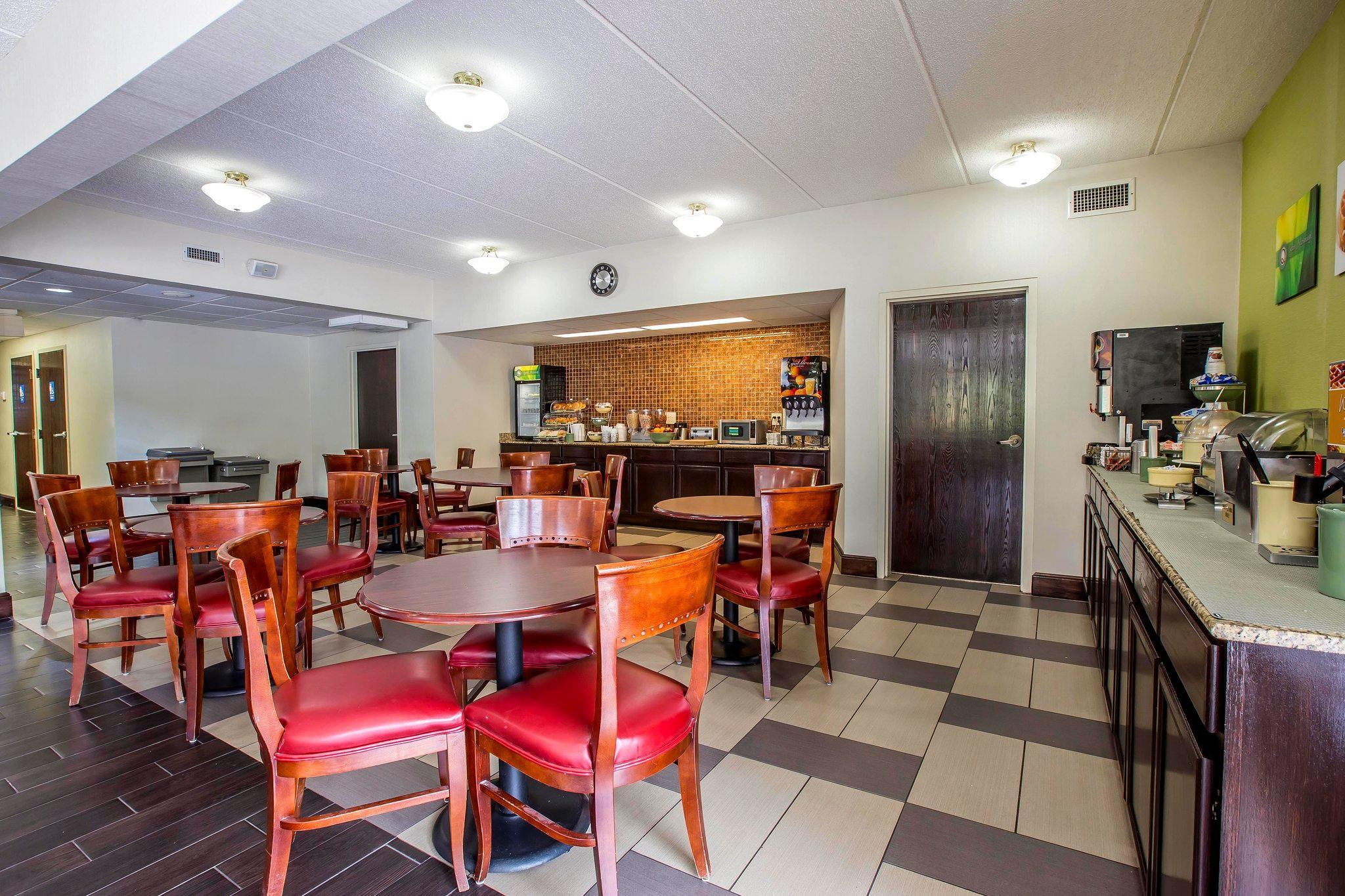 Quality Inn Airport - Southeast Irondale Екстериор снимка