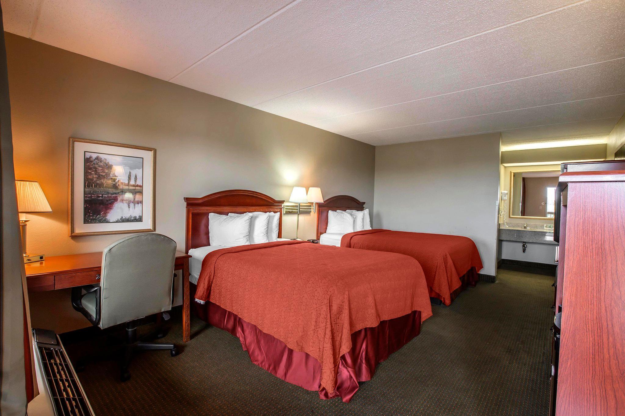 Quality Inn Airport - Southeast Irondale Екстериор снимка