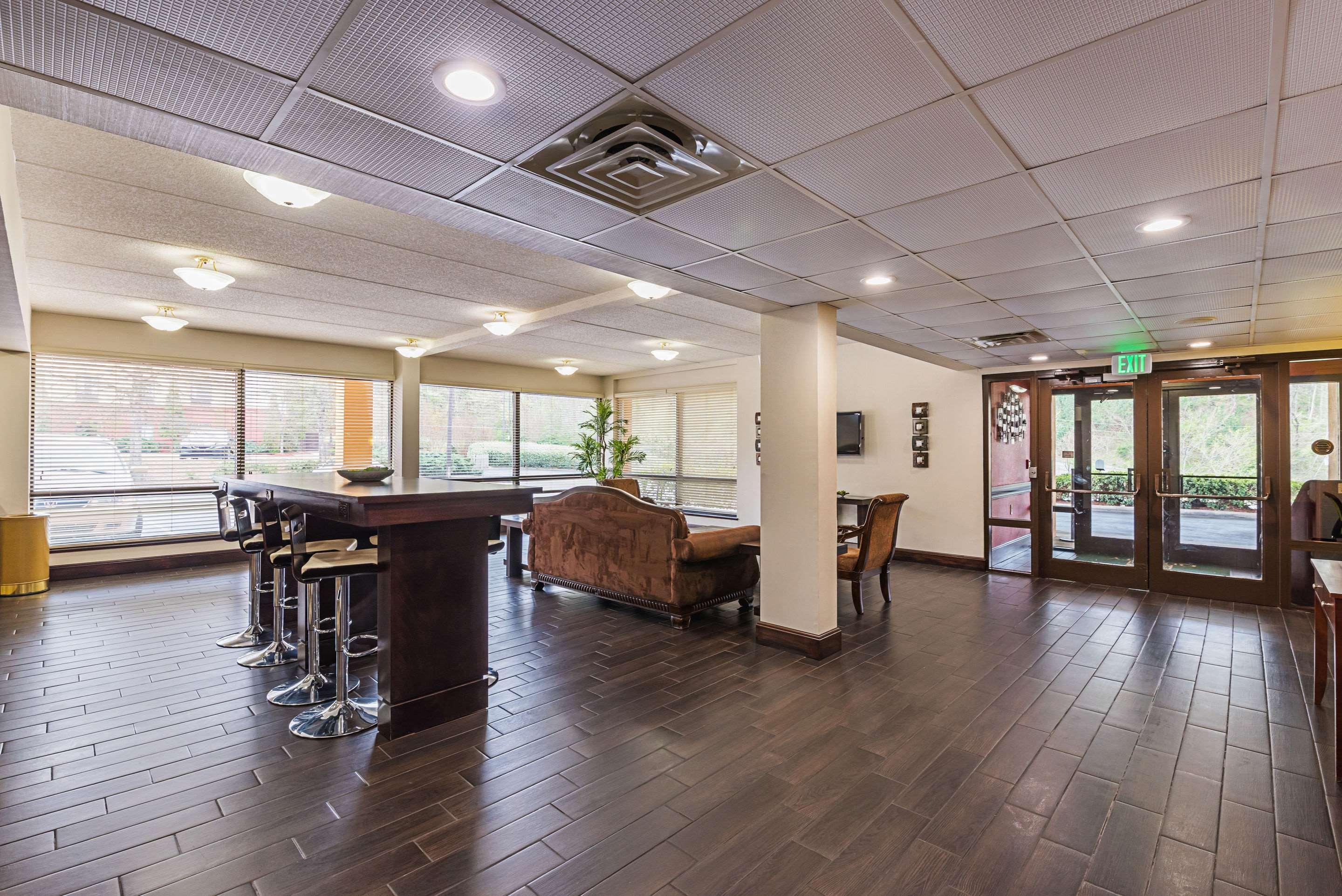 Quality Inn Airport - Southeast Irondale Екстериор снимка