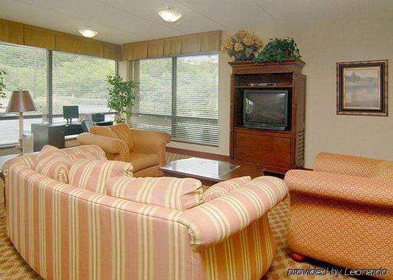 Quality Inn Airport - Southeast Irondale Стая снимка